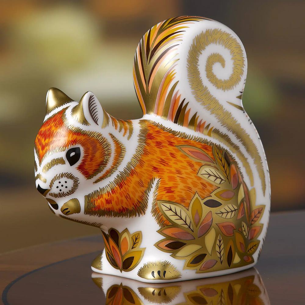 Autumn Squirrel 85mm (Gift Boxed) | Royal Crown Derby | James Pirie