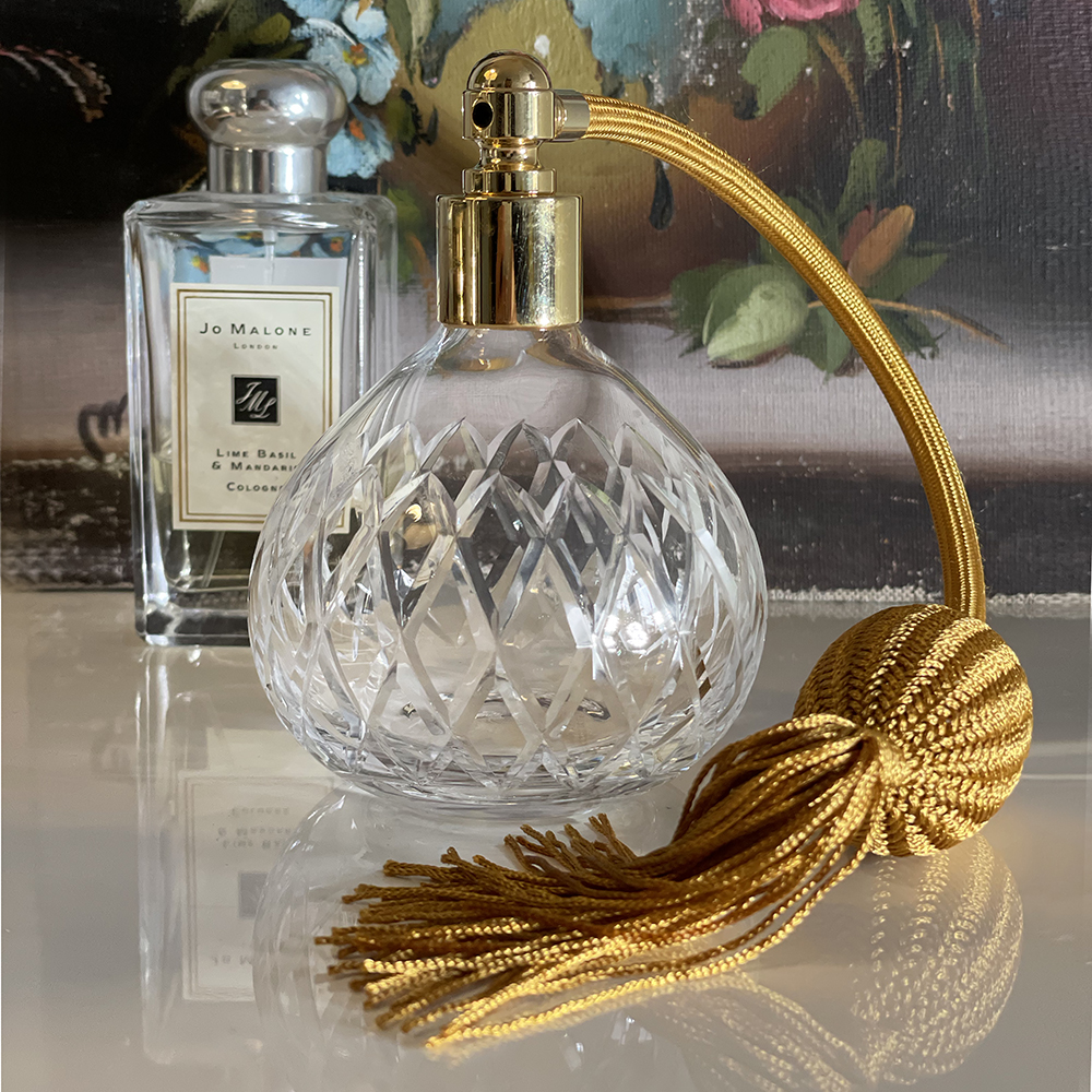 Diamonds Crystal Glass Perfume Bottle (Round) with Gold Atomiser